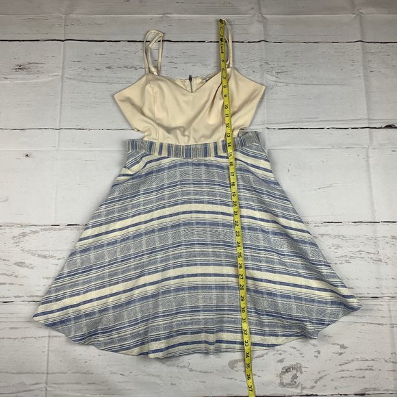 Jealous Tomato womens jrs M ivory blue linen blend cutout Aline fit flare dress - Picture 6 of 6